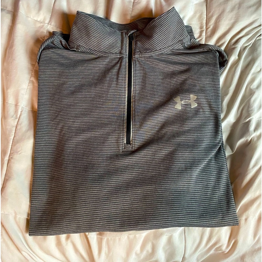 XXL Under Armour Thin Stripped Golfing and Running Q-Zip